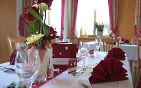 Gasthof Linden & Wildkraeuterhotel